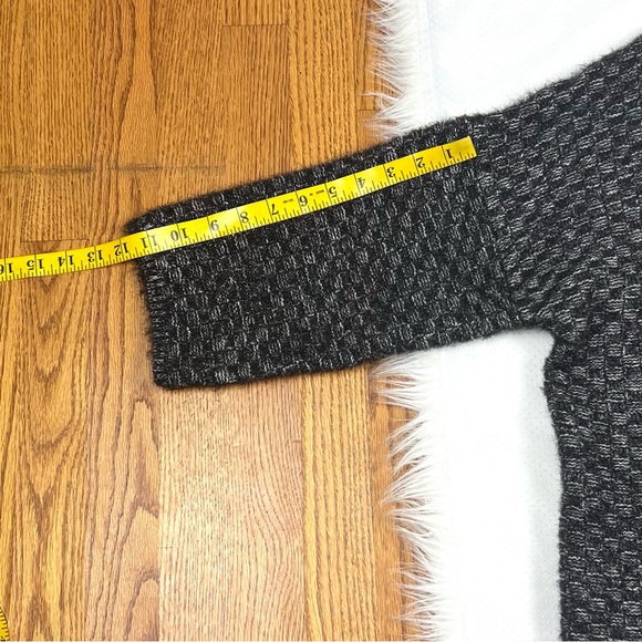 BCBG Maxazria Women's L Open Front Knit Cardigan Sweater Black Gray Fizzy Thick - Picture 11 of 14